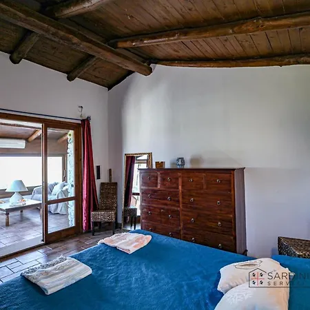 La Villa Del Faro 빌라 올비아